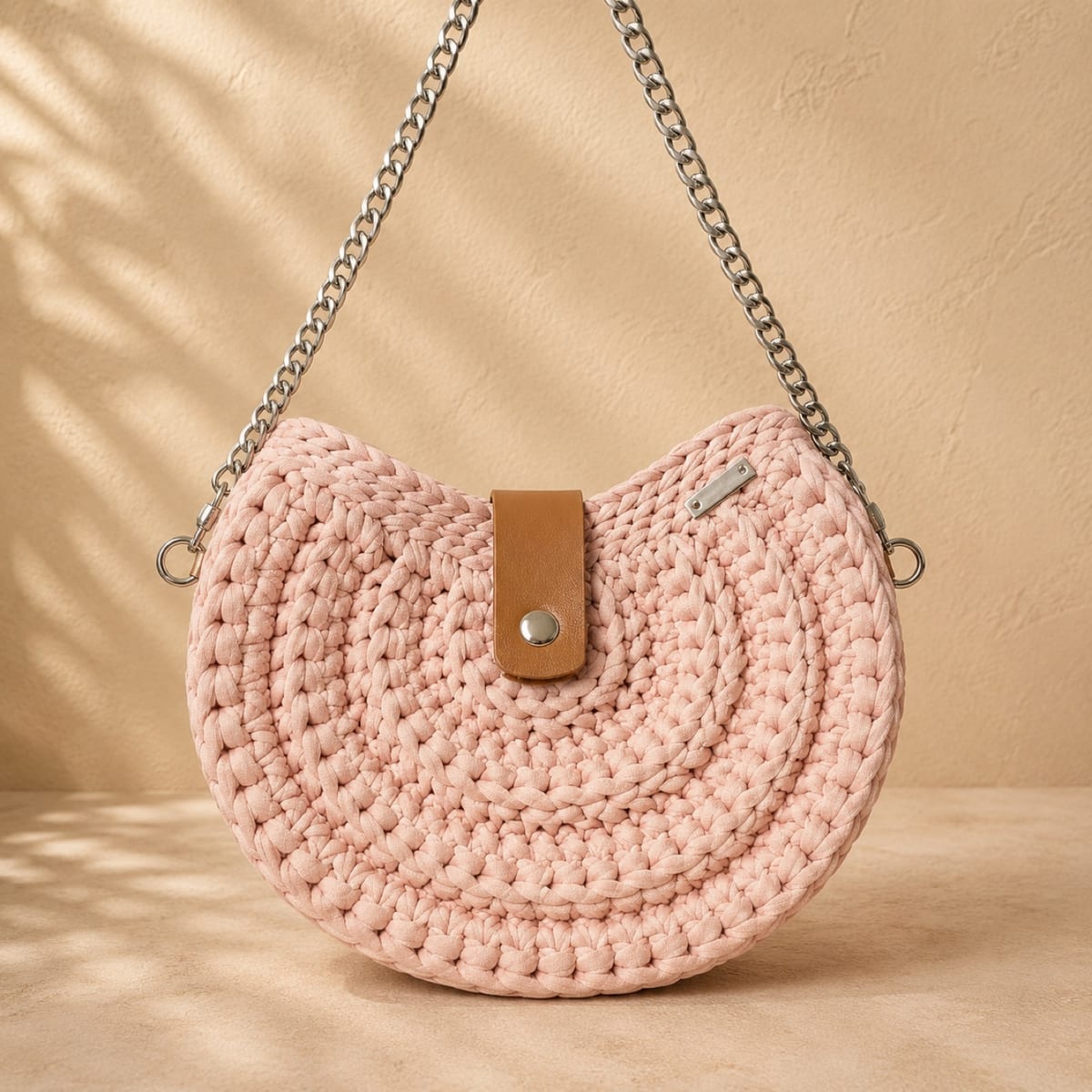 Bolsa de crochê Amora na cor Rosé — Bolsa redonda · transversal feita à mão